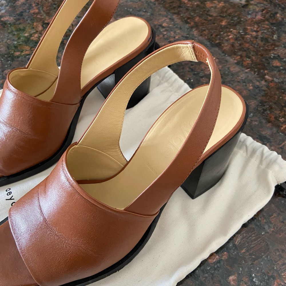 Aeyde Alma Sandals - Picture 10 of 10
